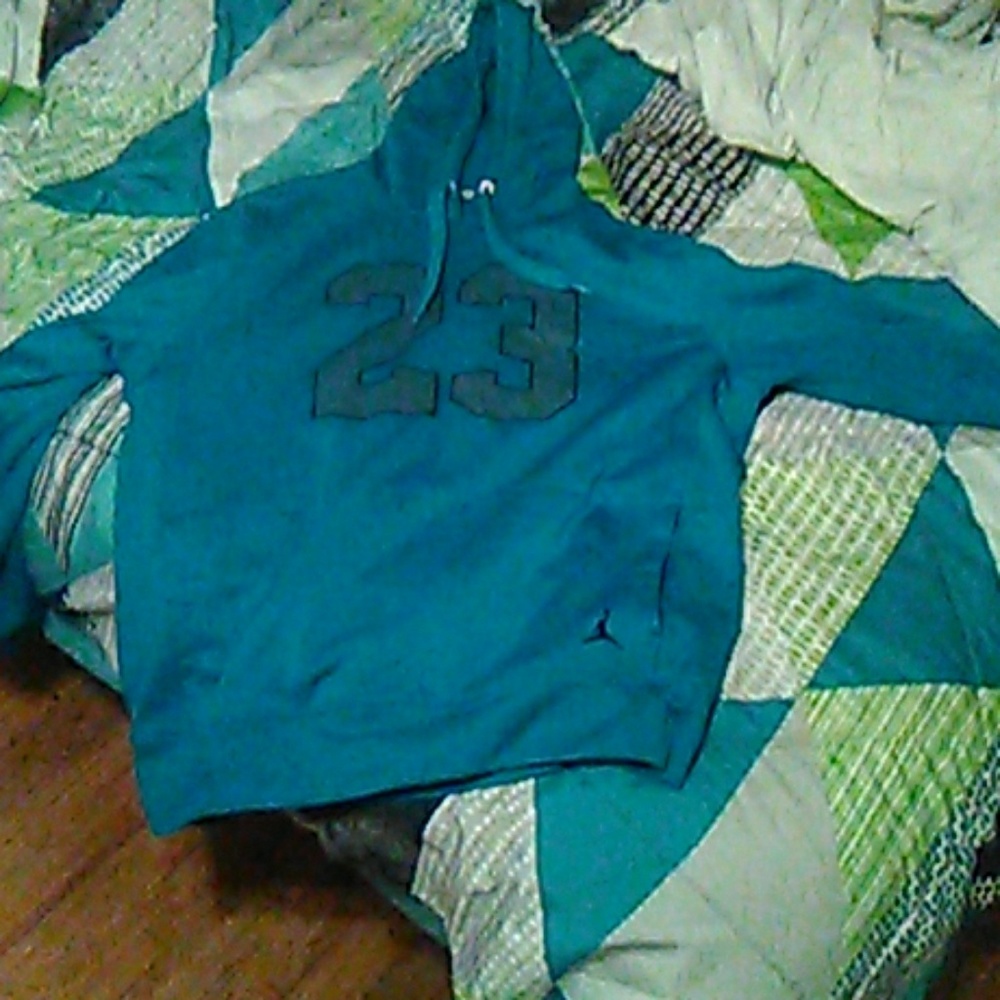 Jordan therma fit hoodie